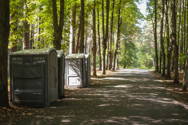 Porta potty delivery and setup in Howards Grove, WI